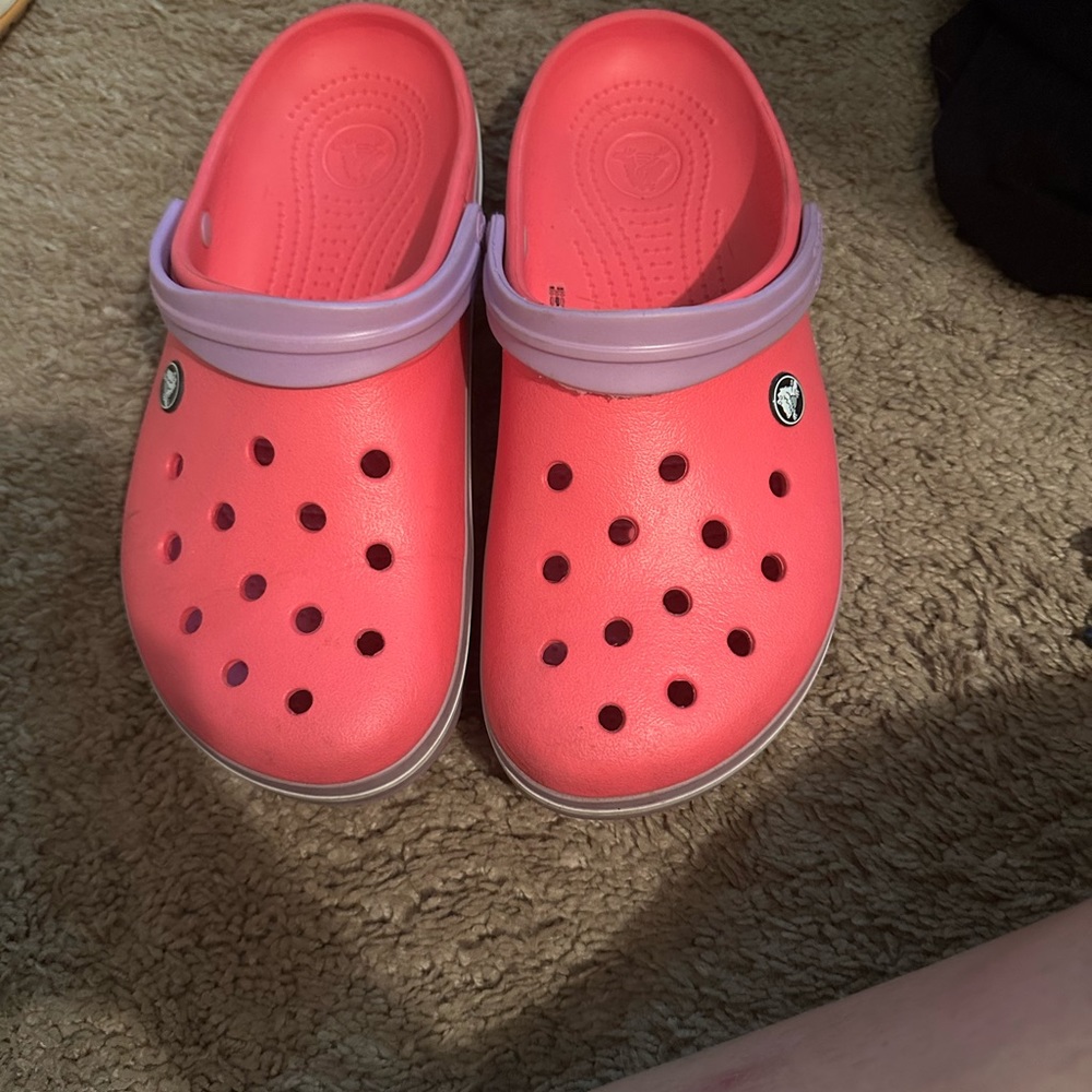 Crocs